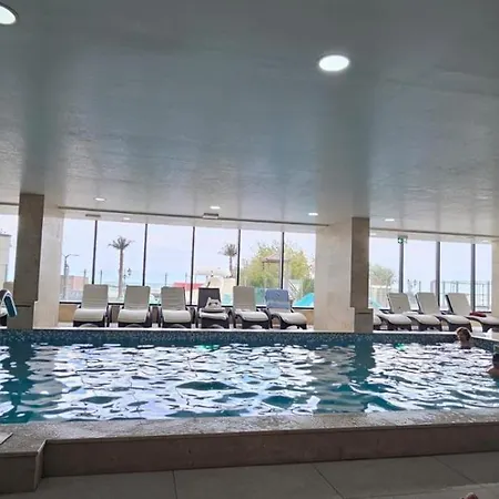 Stunning Pool & Mamaia Nord 10 M De Plaja *