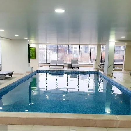 Stunning Pool & Mamaia Nord 10 M De Plaja * Navodari