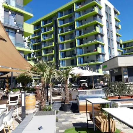 Stunning Pool & Mamaia Nord 10 M De Plaja Navodari