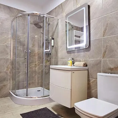 Apartamento Stunning Pool & Mamaia Nord 10 M De Plaja *